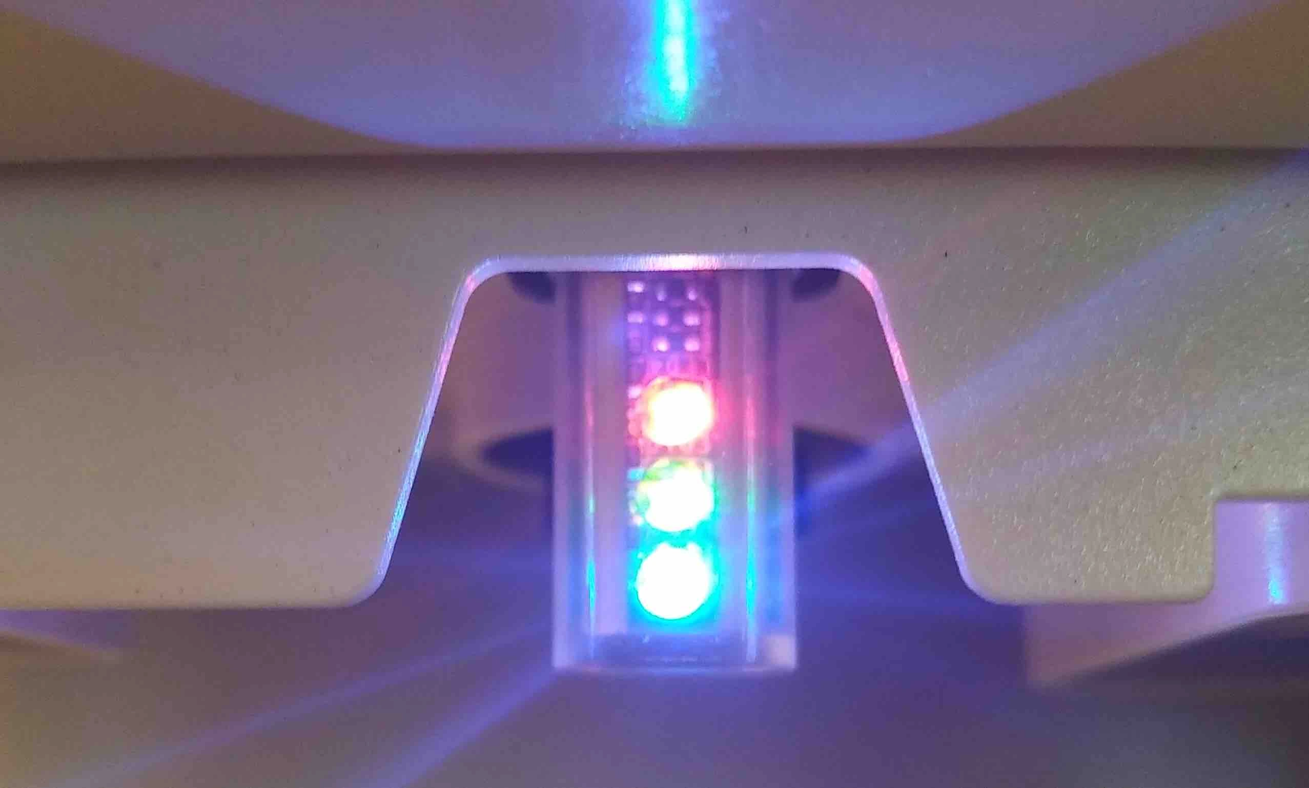 LED lights on a SolarEdge HD Wave inverter