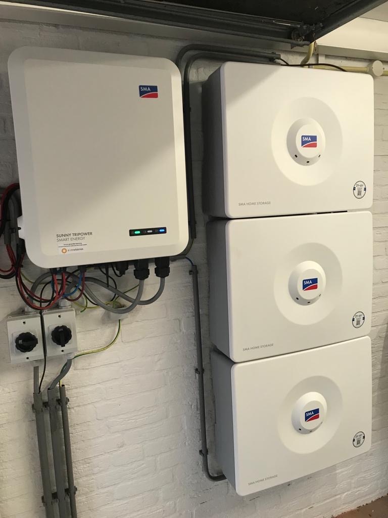 SMA system with 9,8 kWh battery capacity
