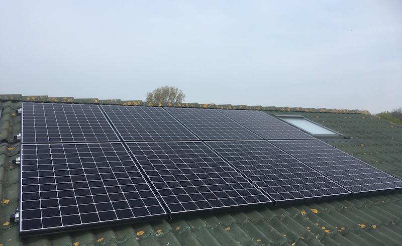 zon over zonnepanelen april 2019